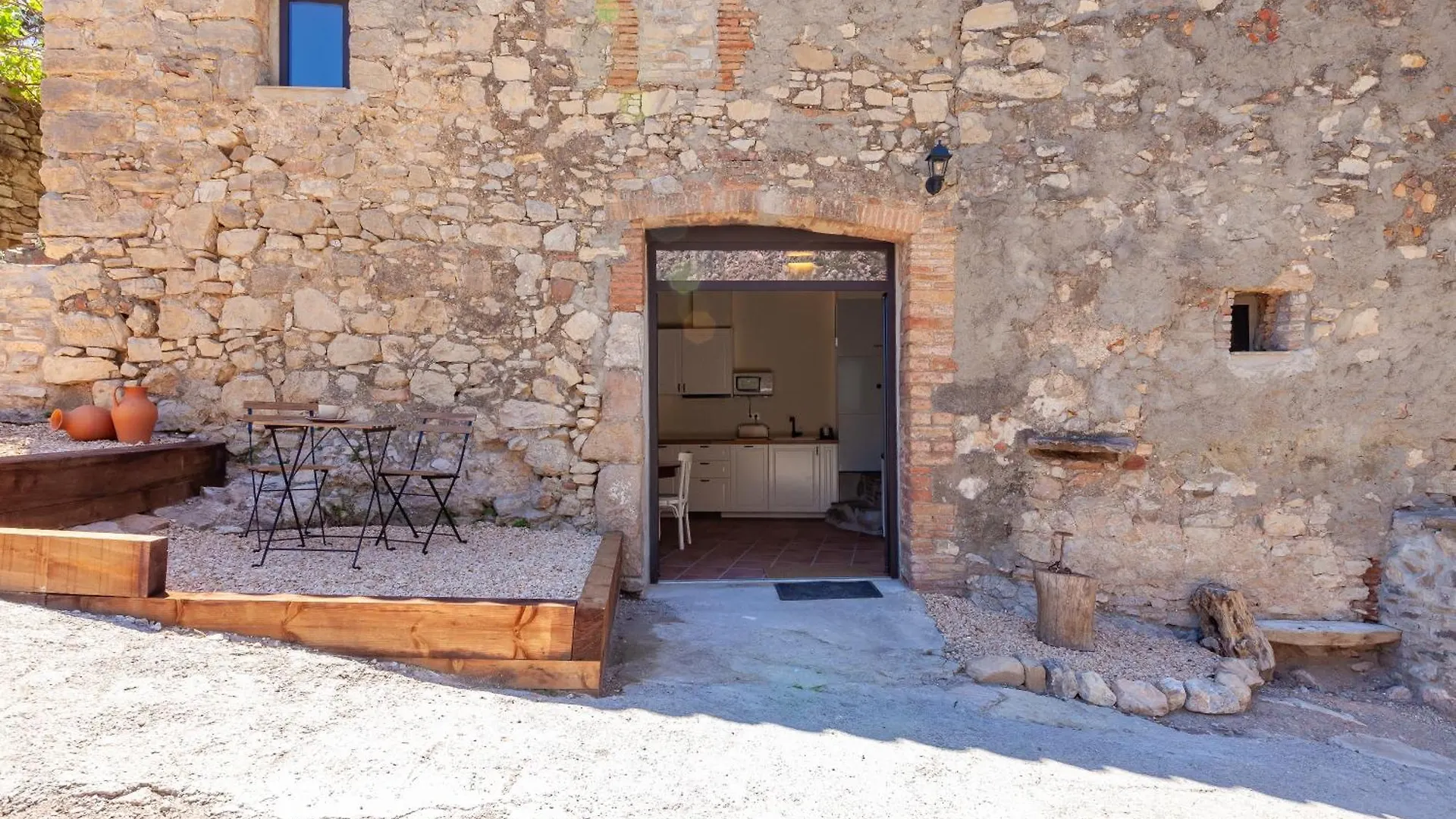 Cal Simon- Casa A Montserrat Collbato Spain