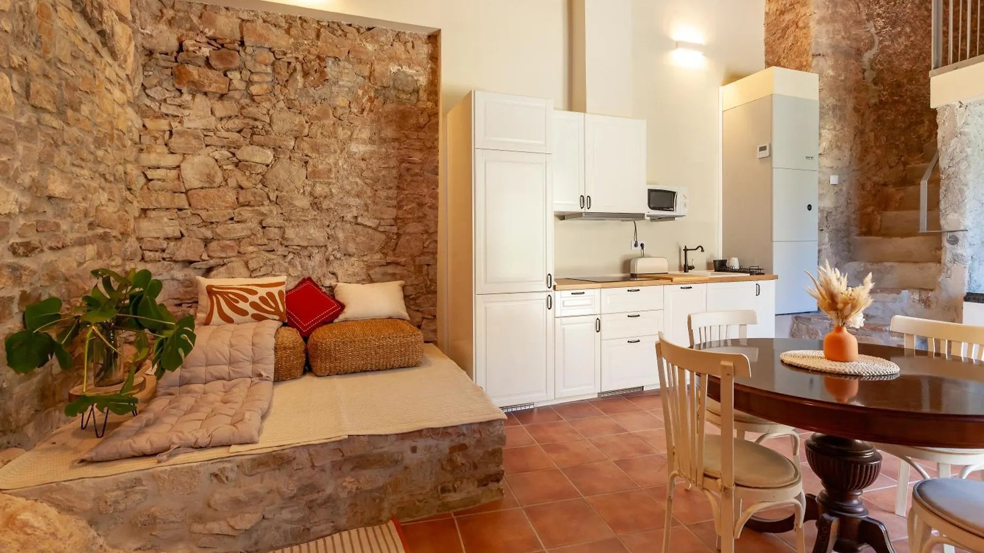 Cal Simon- Casa A Montserrat Collbato